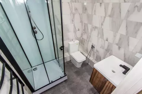 3-к кв. Свердловская область, Екатеринбург ул. 22-го Партсъезда, 10 ...