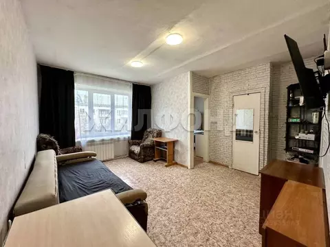 2-к кв. Новосибирская область, Новосибирск Народная ул., 27 (42.6 м)