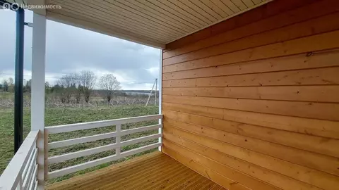 Дом в Ям-Тёсовское сельское поселение, деревня Пристань, Центральная ...