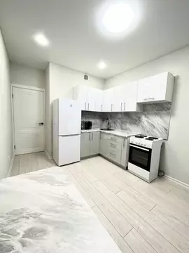 1-к кв. Татарстан, Казань ул. Мансура Хасанова, 13А (35.0 м)