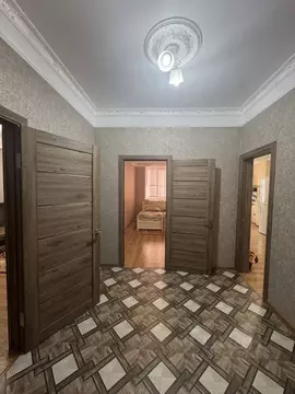 2-к кв. Дагестан, Каспийск просп. М. Омарова, 20 (70.0 м)