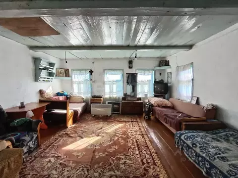 Дом в Башкортостан, Стерлитамакский район, Куганакский сельсовет, с. ...