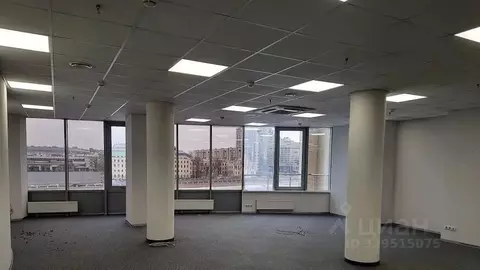 Офис в Санкт-Петербург Петроградская наб., 22 (250 м)