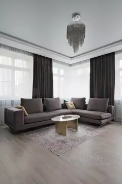 2-к кв. Санкт-Петербург Кирочная ул., 31к2 (92.0 м)