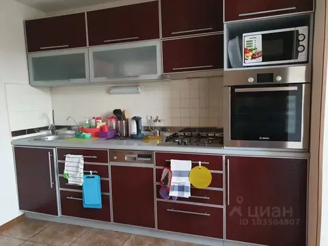 3-к кв. Псковская область, Псков Коммунальная ул., 22А (60.0 м)