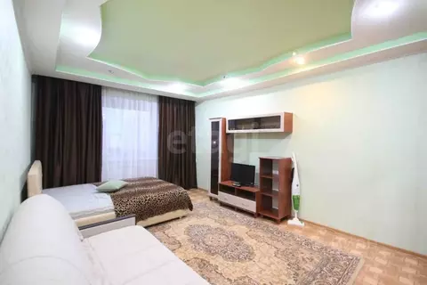 1-к кв. Ямало-Ненецкий АО, Новый Уренгой Молодежная ул., 11 (40.0 м)