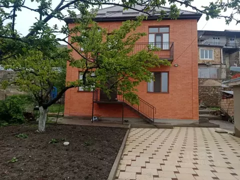 Дом в Дагестан, с. Гуниб  (180 м)