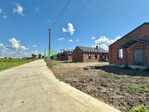 Дом в Адыгея, Тахтамукайский район, Старобжегокайское с/пос, Хомуты ...