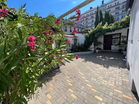 Дом в Крым, Евпатория ул. Кирова, 11 (140 м)