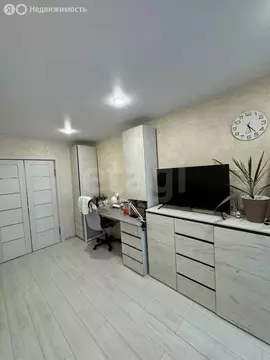 3-комнатная квартира: Пермь, Уинская улица, 42 (62 м)