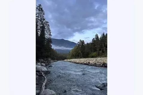 Дом в Карачаево-Черкесия, Зеленчукский район, с. Архыз ул. Ленина, ...