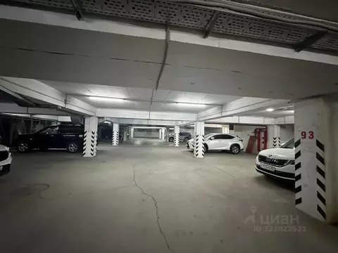 Гараж в Крым, Алушта ул. Школьная (17 м)