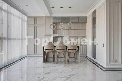 Продается 3-комнатная квартира