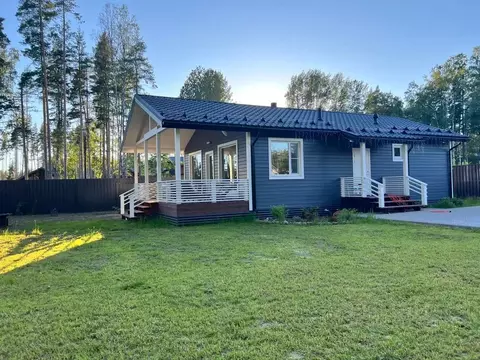 Дом в Ленинградская область, Выборгский район, Полянское с/пос, пос. ...