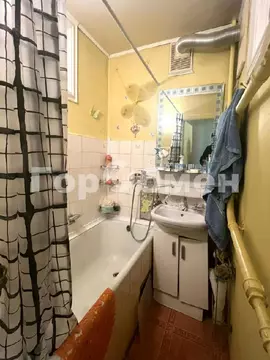 Продается 3-комнатная квартира