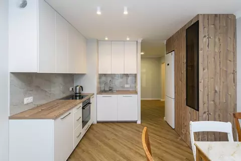 3-к кв. Тюменская область, Тюмень ул. Александра Митинского, 7 (92.3 ...