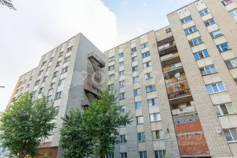 Комната Тюменская область, Тюмень ул. Республики, 210 (13.0 м)