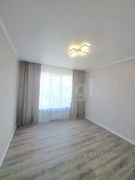 Дом в Оренбургская область, Оренбургский район, Ивановский сельсовет, ...