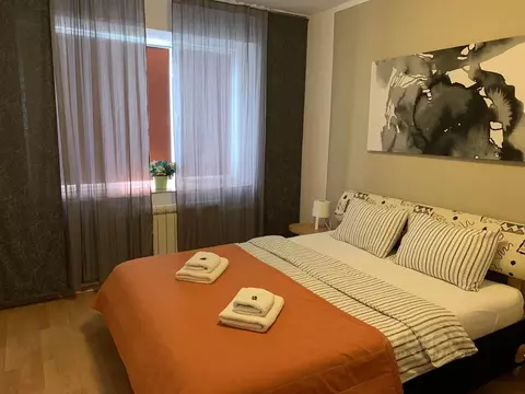 3-к кв. Ленинградская область, Тихвин 1-й мкр, 26 (100.0 м)