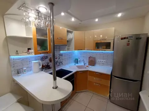 4-к кв. Волгоградская область, Волгоград Рабоче-Крестьянская ул., 50 ...