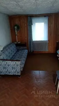 Дом в Волгоградская область, Дубовский район, Оленьевское с/пос, с. ...