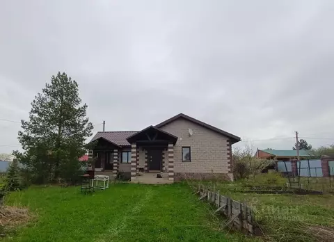 Дом в Башкортостан, Иглинский район, Акбердинский сельсовет, д. Шипово ...