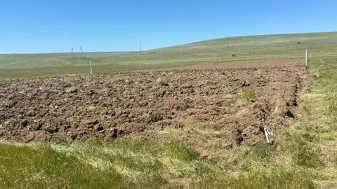 Участок в Крым, Бахчисарайский район, Ароматненское с/пос, с. ...