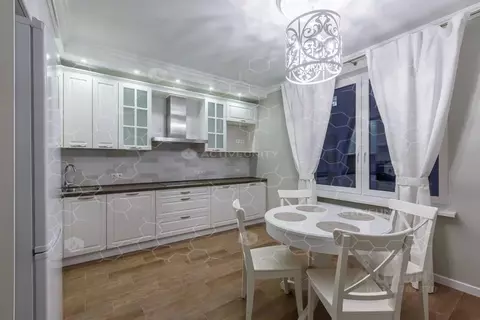 2-к кв. Санкт-Петербург Кременчугская ул., 17к3 (69.6 м)