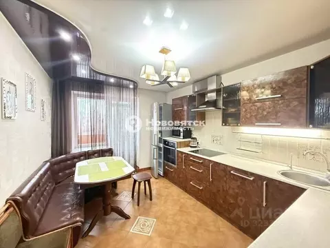 2-к кв. Кировская область, Киров ул. Опарина, 5А (61.4 м)