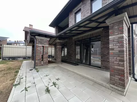 Дом в Ростовская область, Аксай ул. Гвардейская, 65 (224 м)