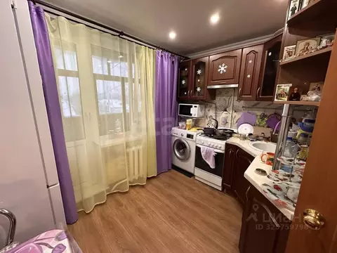 2-к кв. Московская область, Клин городской округ, Решетниково пгт ул. ...