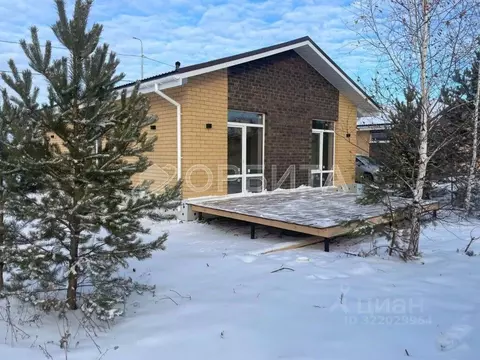 Дом в Тюменская область, Тюменский муниципальный округ, д. Ушакова ул. ...