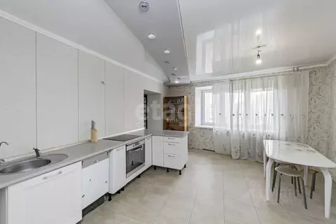 3-к кв. Тюменская область, Тюмень ул. Станислава Карнацевича, 12 (99.0 ...