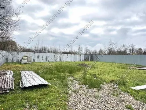 Участок в Московская область, Одинцовский городской округ, д. Хлюпино  ...