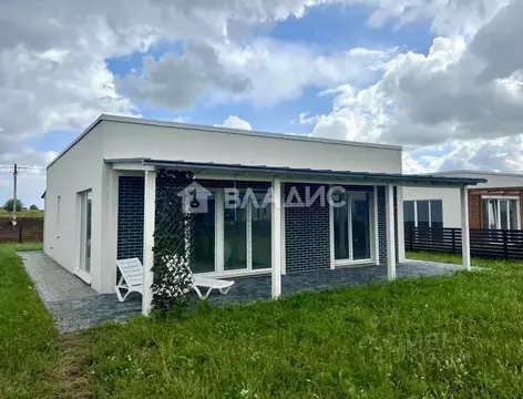 Дом в Калининградская область, Гурьевский муниципальный округ, пос. ...