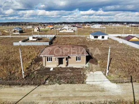 Дом в Тюменская область, Тюменский район, д. Малиновка, Малиновка кп ...