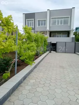 Дом в Евпатория, улица Надежды, 14 (455 м)