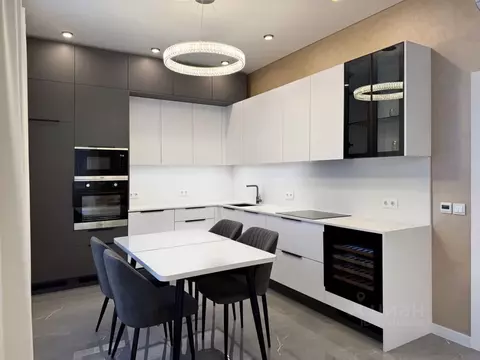 2-к кв. Санкт-Петербург Петровский просп., 28к2 (80.5 м)