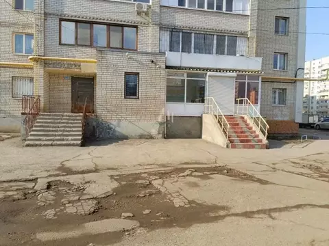 Помещение свободного назначения в Саратовская область, Энгельс ул. ...