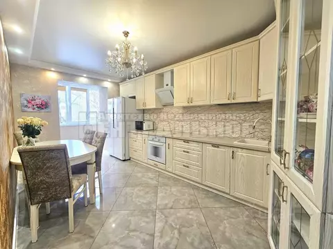 3-к кв. Смоленская область, Смоленск просп. Гагарина, 43А (97.06 м)