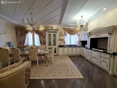 6-комнатная квартира: Пятигорск, улица Малыгина, 23 (199.9 м)