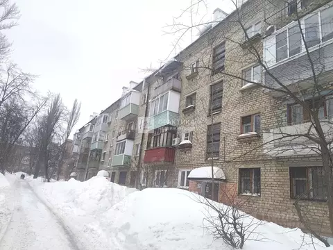 2-к кв. Московская область, Электросталь Первомайская ул., 38 (42.2 м)