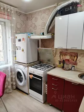 2-к кв. Омская область, Омск Городок Нефтяников мкр, ул. 22 Апреля, 12 ...