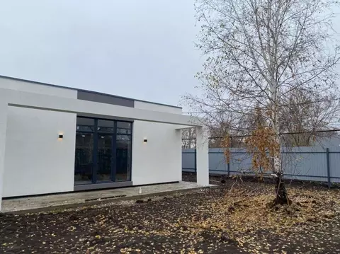 Дом в Самарская область, Волжский район, с. Лопатино ул. Братьев ...