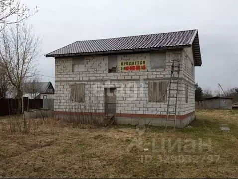 Дом в Калужская область, Жуковский муниципальный округ, с. Тарутино ...