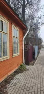 3-к кв. Псковская область, Печоры Юрьевская ул., 16 (51.2 м)