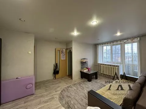 3-к кв. Свердловская область, Полевской Коммунистическая ул., 7 (53.0 ...