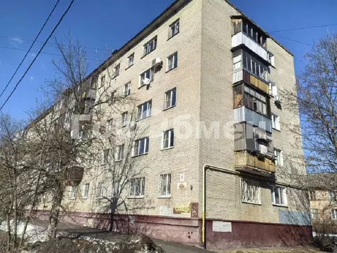 Продается 4-комнатная квартира