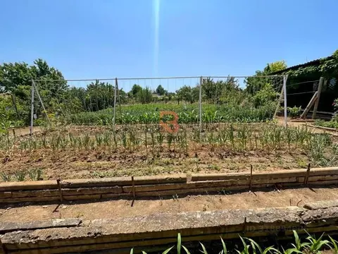 Участок в Крым, Бахчисарайский район, Песчановское с/пос, с. Береговое ...