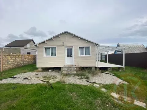 Дом в Крым, Сакский район, с. Суворовское ул. Верхняя, 37 (32 м)